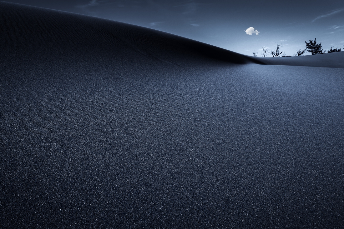 Clouds on the dunes