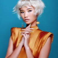 Yayoi Kusamas Girl